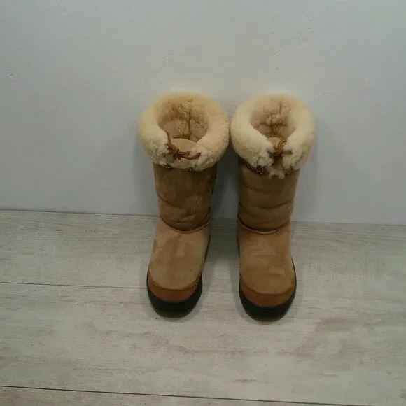 UGG Australia Embroidered Ultimate Fur Cuff Shearling Lined Winter Boot Size 6 - Picture 7 of 11